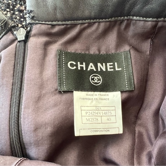 Chanel Vintage Sheath Dress With Leather Detailing - Picture 7 of 11